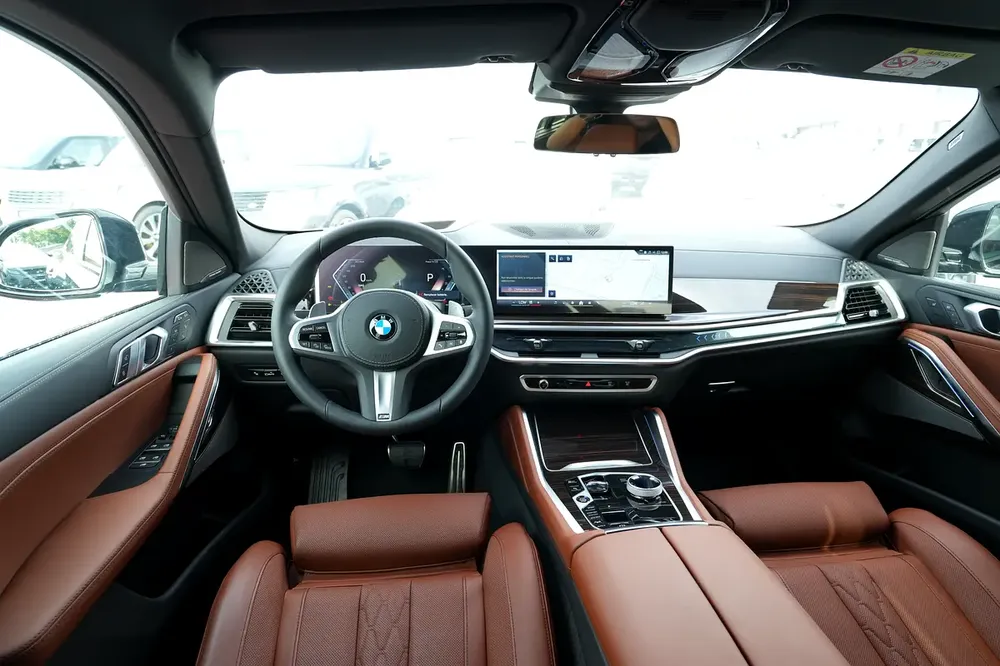 Brand New \ BMW X6 xDrive40i M Sport 2026\ CARBON BLACK \ GCC Specs - Image 10