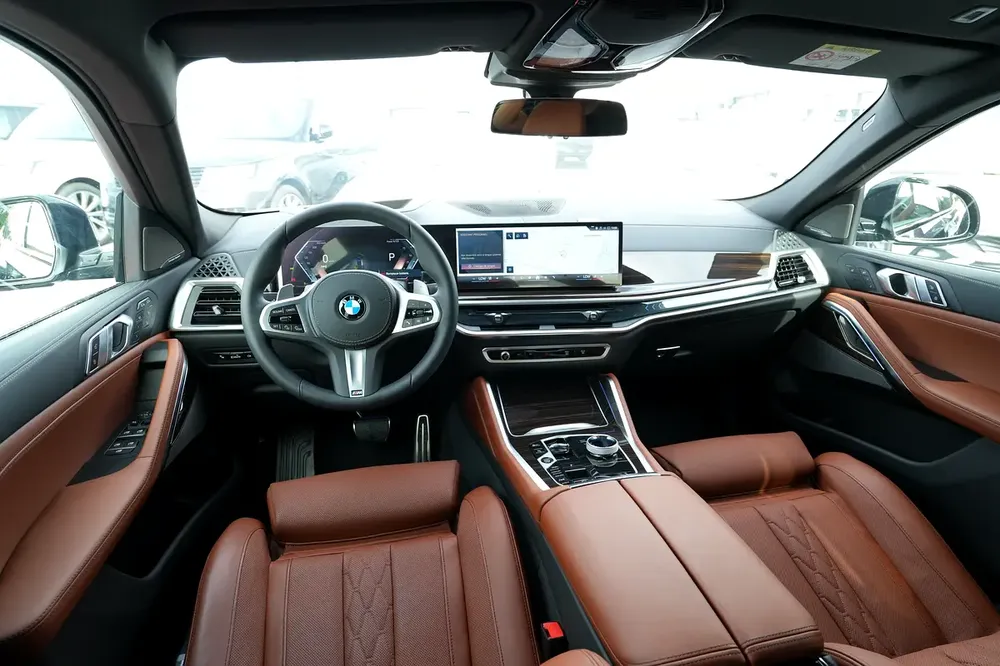 Brand New \ BMW X6 xDrive40i M Sport 2026\ CARBON BLACK \ GCC Specs - Image 12