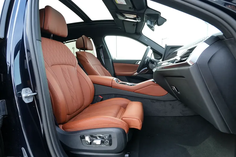 Brand New \ BMW X6 xDrive40i M Sport 2026\ CARBON BLACK \ GCC Specs - Image 14