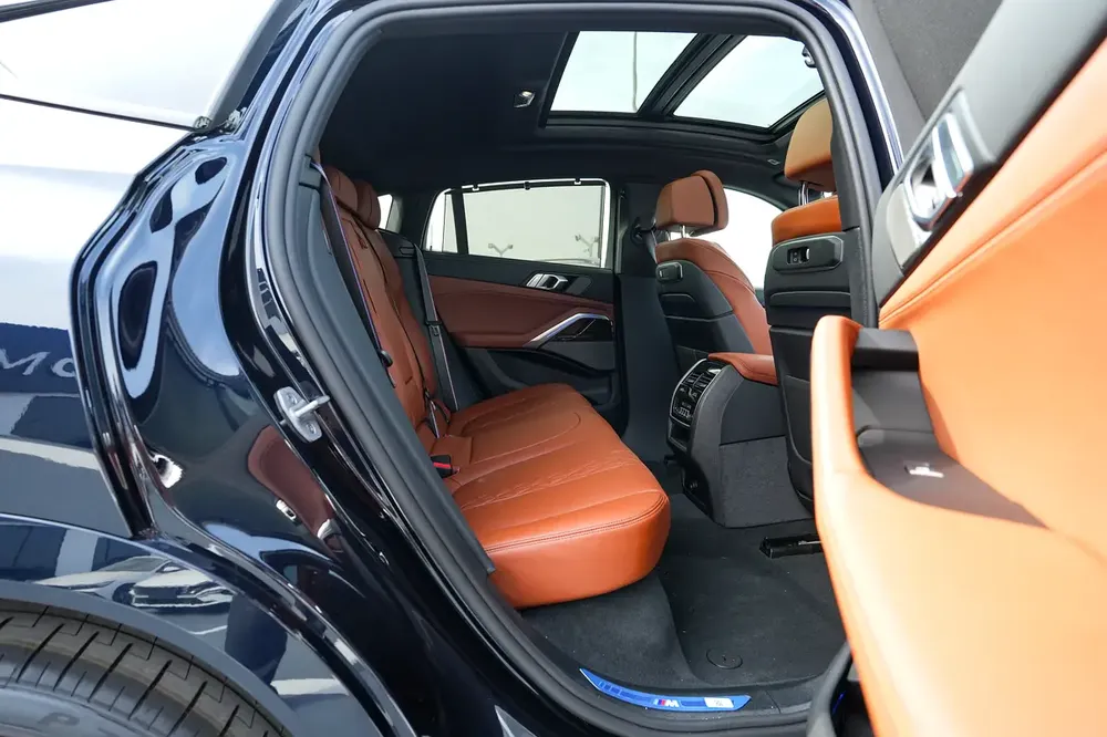 Brand New \ BMW X6 xDrive40i M Sport 2026\ CARBON BLACK \ GCC Specs - Image 15