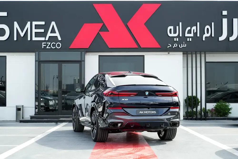 Brand New \ BMW X6 xDrive40i M Sport 2026\ CARBON BLACK \ GCC Specs - Image 6