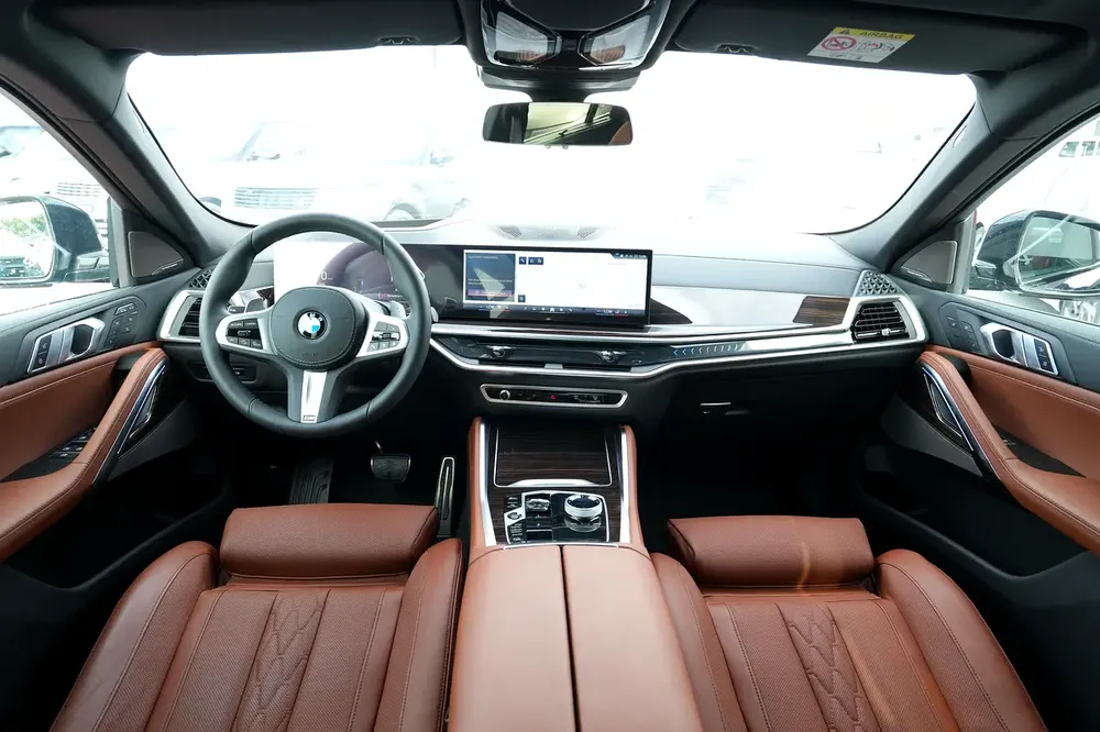 Brand New \ BMW X6 xDrive40i M Sport 2026\ CARBON BLACK \ GCC Specs - Image 9