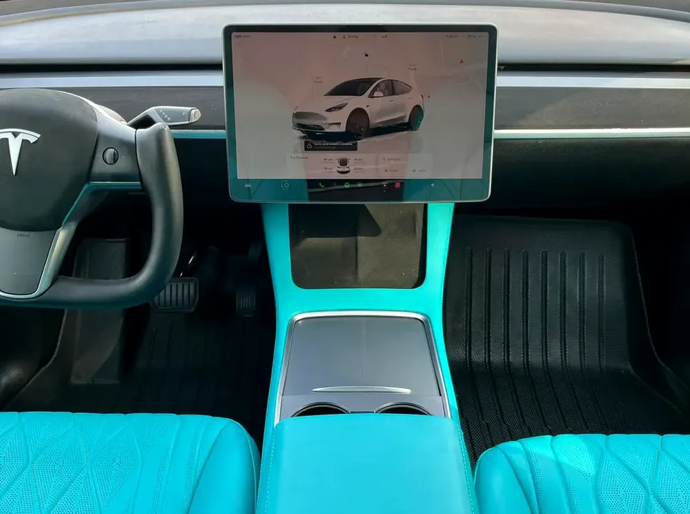 Tesla Model Y gcc First owner with service  history under  warranty - Image 13