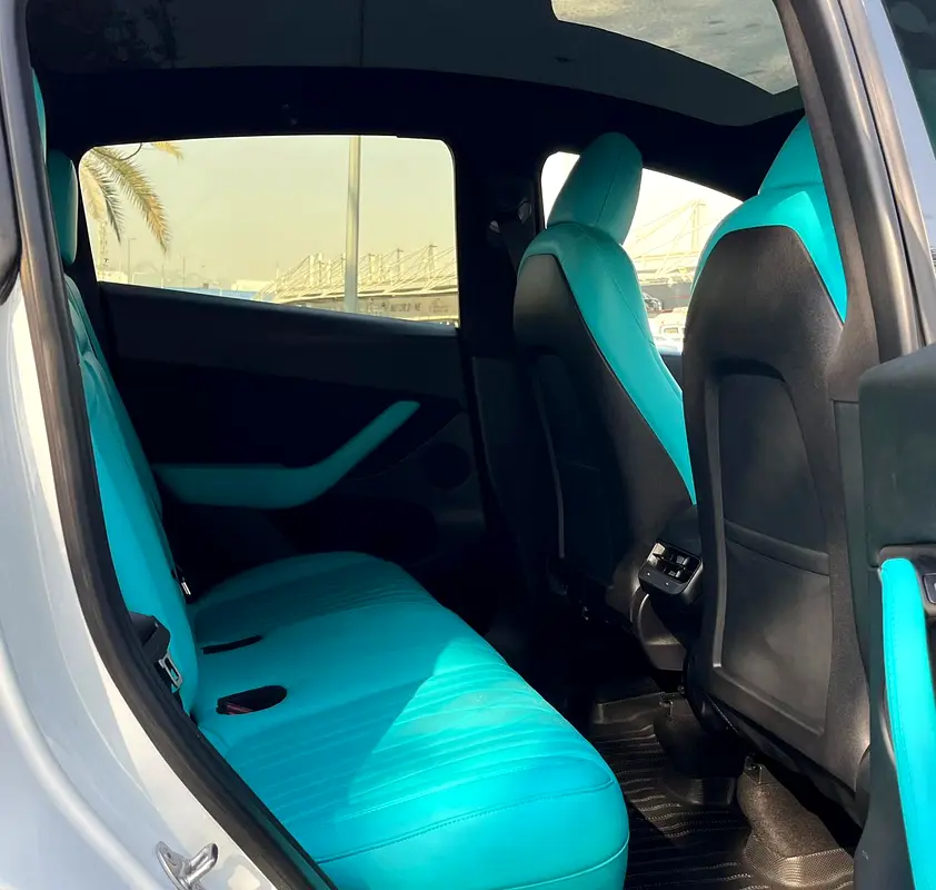 Tesla Model Y gcc First owner with service  history under  warranty - Image 15