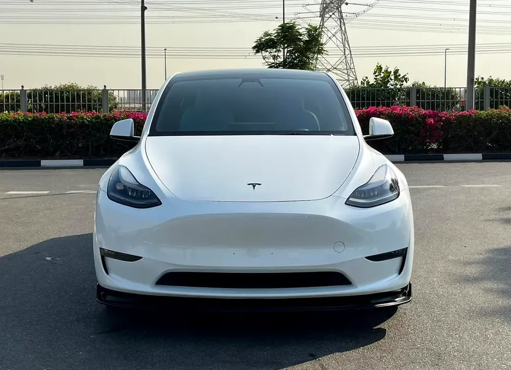 Tesla Model Y gcc First owner with service  history under  warranty - Image 6