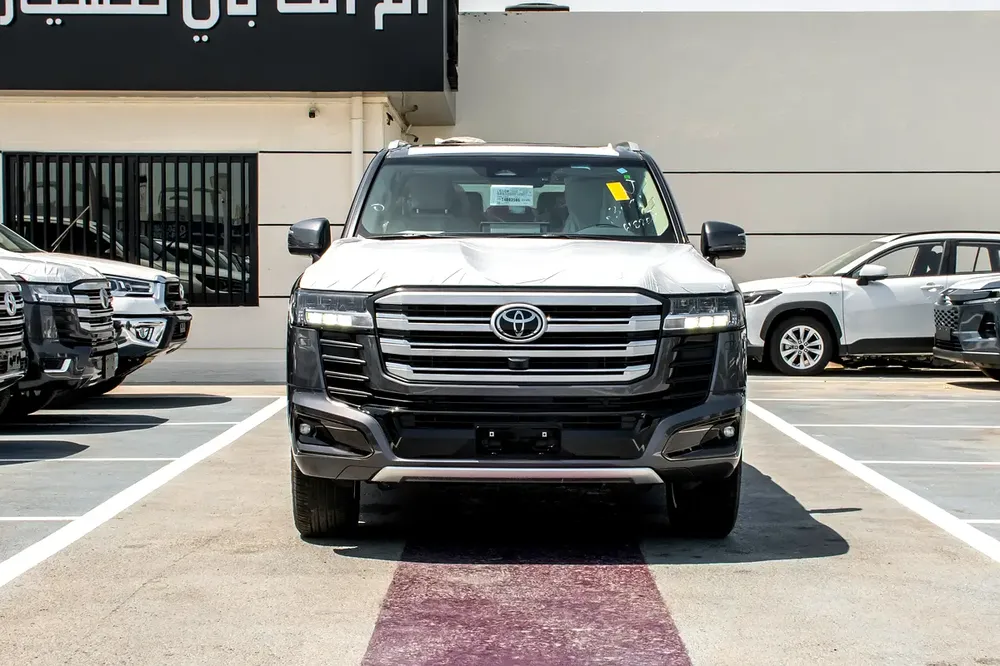 Toyota Land Cruiser GXR MAX 2026 - GCC Specs - Brand New! - Image 4