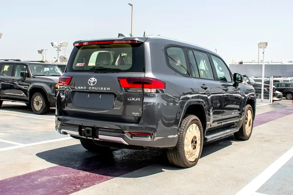 Toyota Land Cruiser GXR MAX 2026 - GCC Specs - Brand New! - Image 7