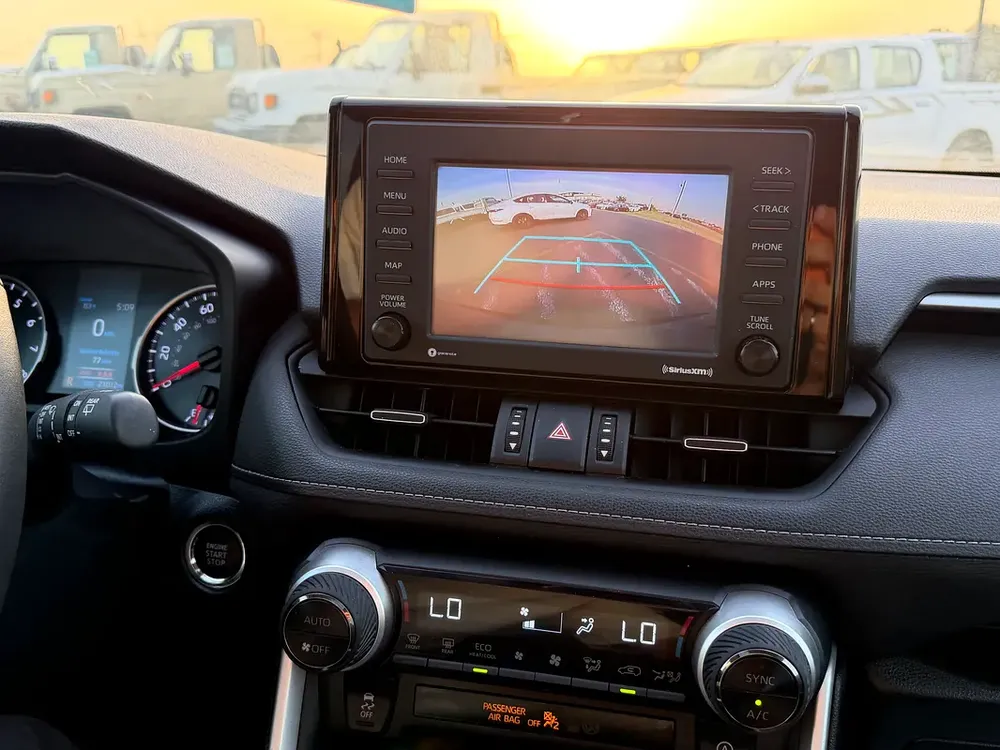 2022 TOYOTA RAV4 XLE PREMIUM AWD FULL OPTIONS IMPORTED FROM USA - Image 10