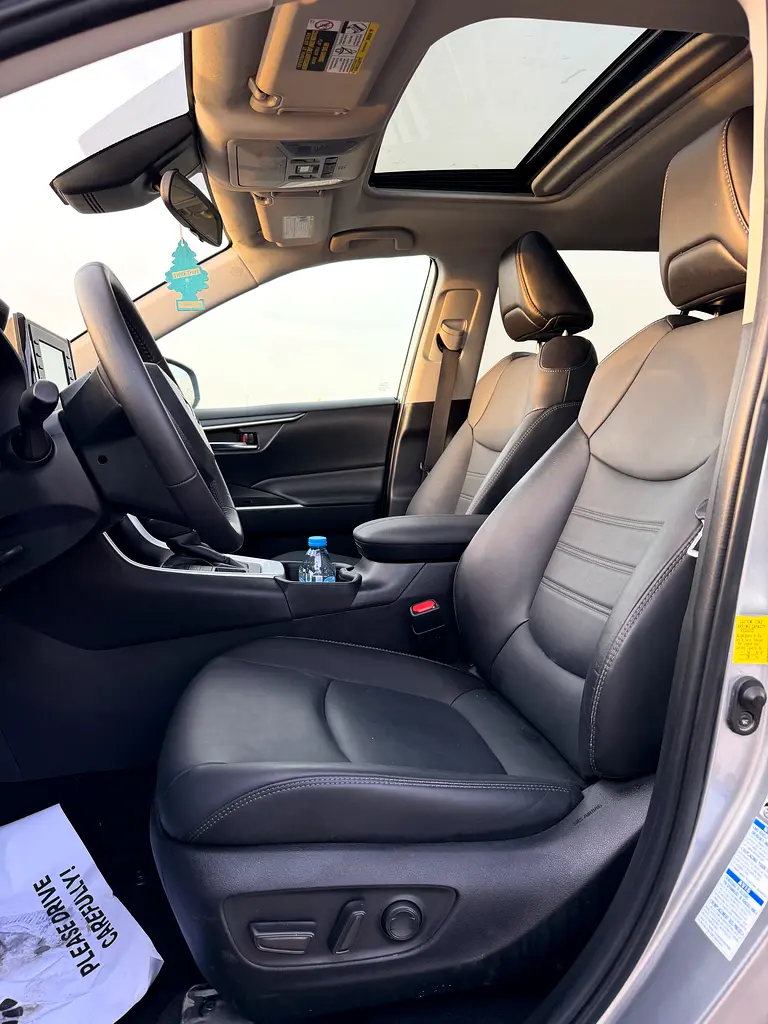 2022 TOYOTA RAV4 XLE PREMIUM AWD FULL OPTIONS IMPORTED FROM USA - Image 13