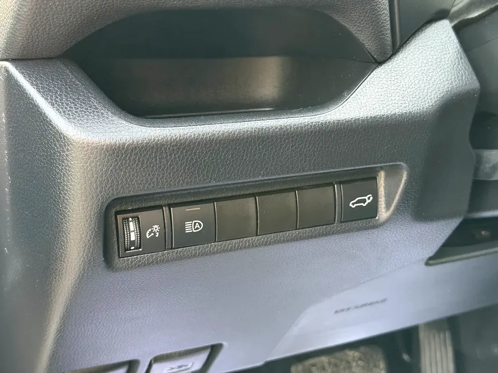 2022 TOYOTA RAV4 XLE PREMIUM AWD FULL OPTIONS IMPORTED FROM USA - Image 15