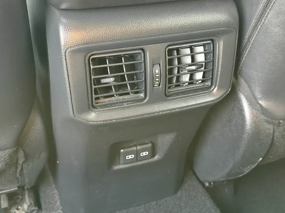 2022 TOYOTA RAV4 XLE PREMIUM AWD FULL OPTIONS IMPORTED FROM USA - Image 16