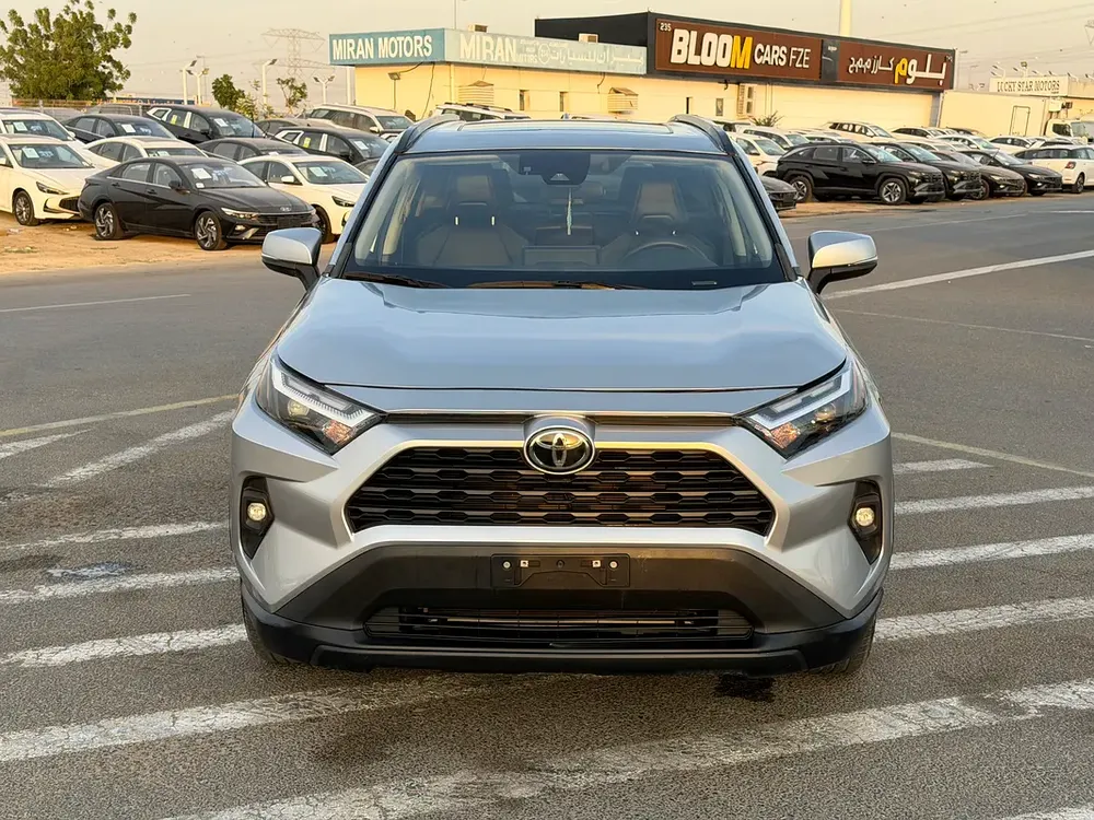 2022 TOYOTA RAV4 XLE PREMIUM AWD FULL OPTIONS IMPORTED FROM USA - Image 5