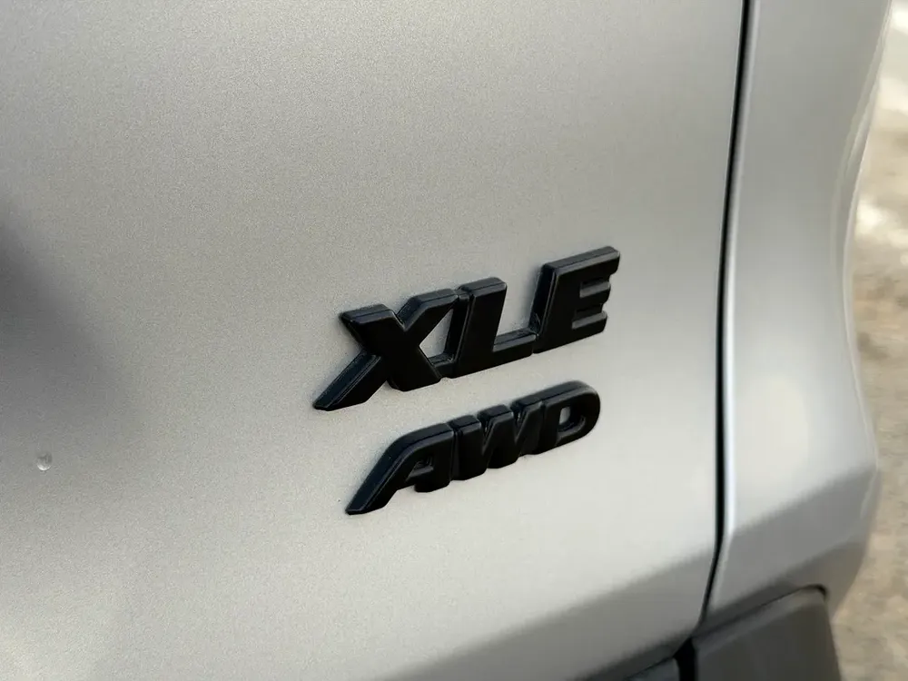 2022 TOYOTA RAV4 XLE PREMIUM AWD FULL OPTIONS IMPORTED FROM USA - Image 7