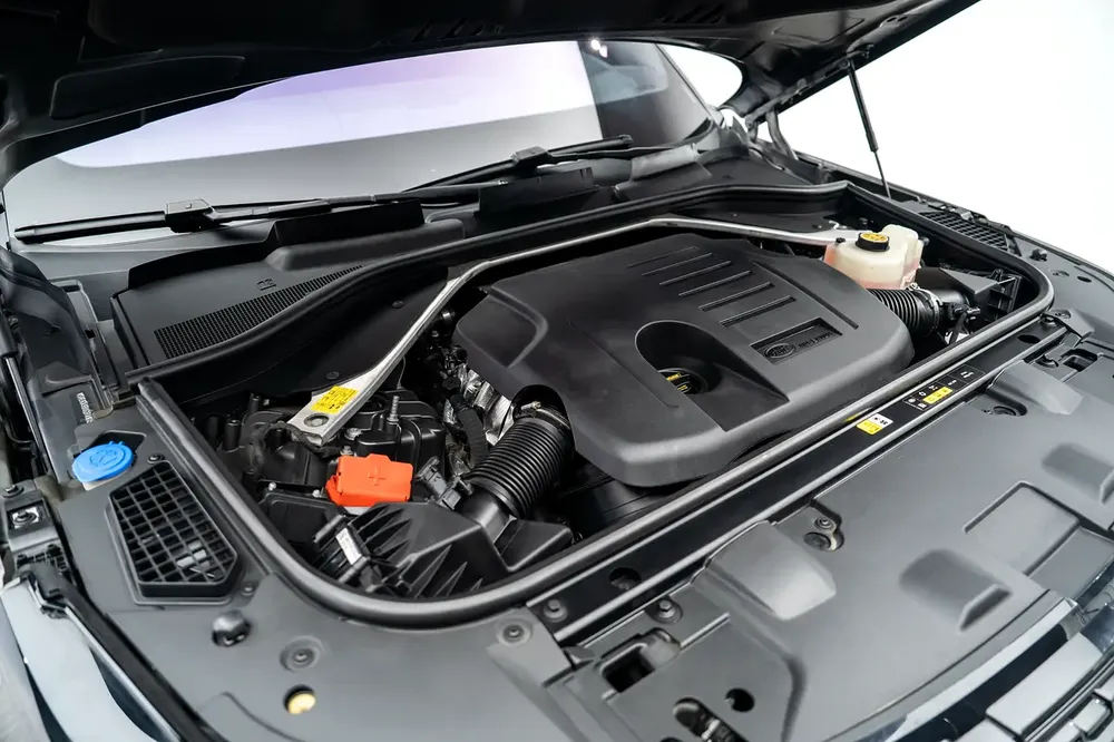 P400 • FDSH • Land Rover Warranty + Service Contract • GCC - Image 19