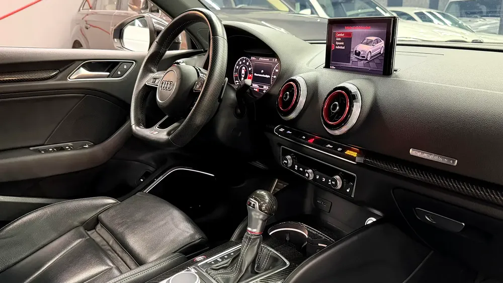 2018 Audi RS3 2.5 TFSI quattro S tronic - European Specs - Image 18