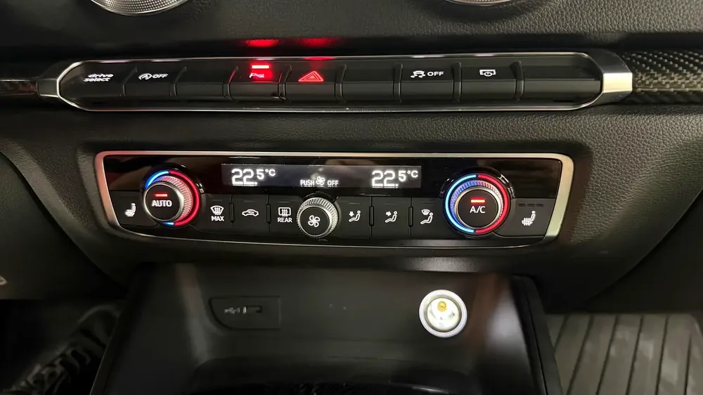 2018 Audi RS3 2.5 TFSI quattro S tronic - European Specs - Image 19
