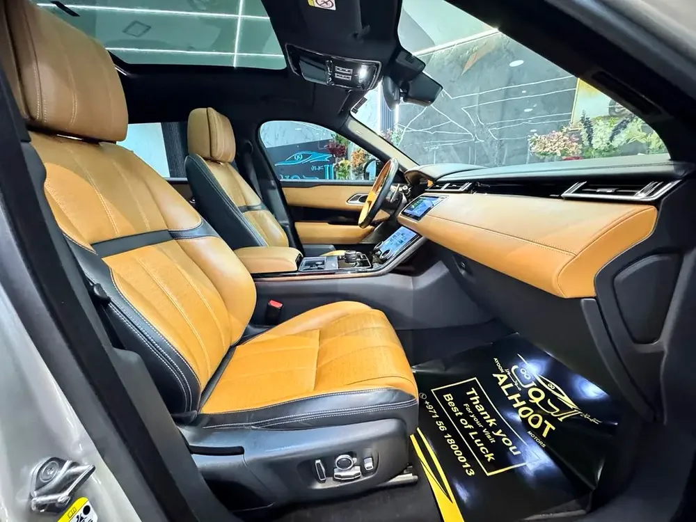 AMAZING RANGE ROVER VELAR  || TOP RANGE  || VERY NEAT || PANORAMA || SPECIAL COLOR - Image 17