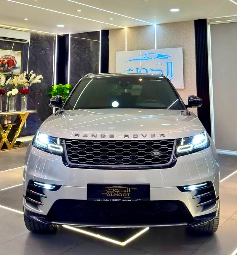 AMAZING RANGE ROVER VELAR  || TOP RANGE  || VERY NEAT || PANORAMA || SPECIAL COLOR - Image 5