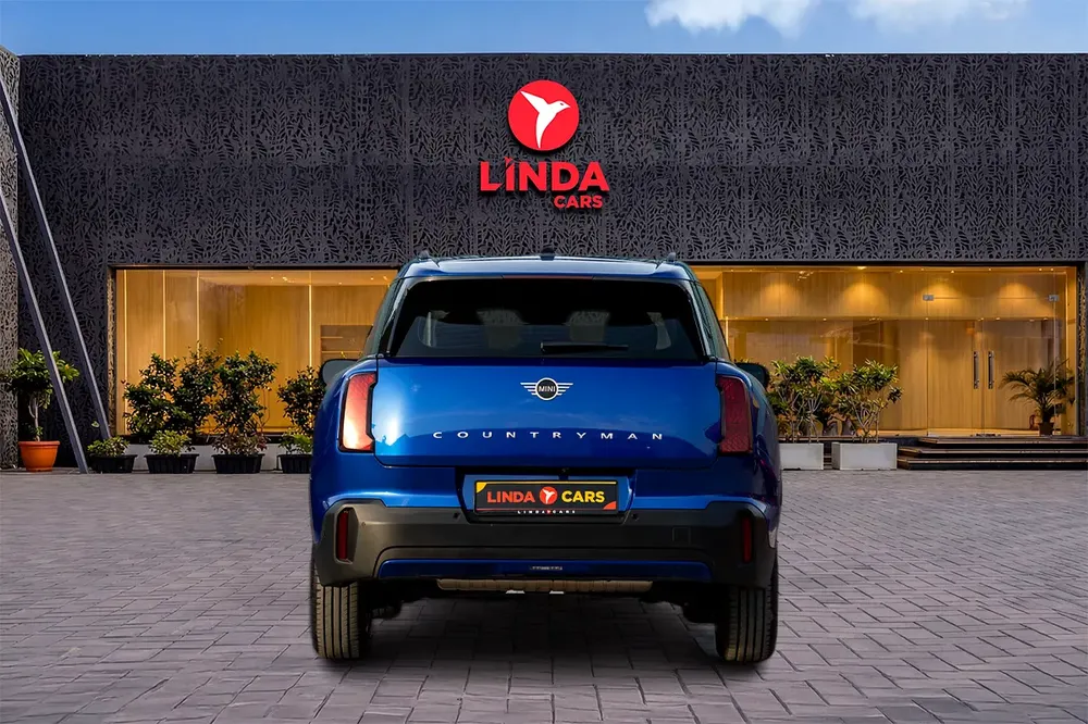 MINI Countryman Cooper 2025 GCC Specs under Agency Warranty and Service Contract - Image 4