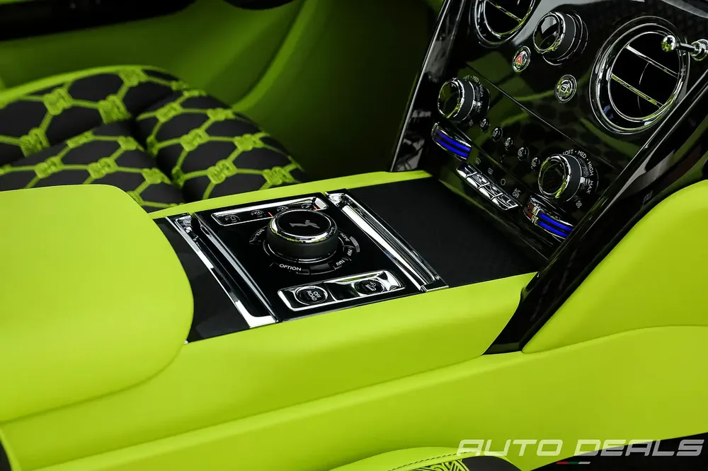 2025 Rolls-Royce Cullinan Black Badge | Brand New | VIP Exclusive Interior | Starlight | 6.75L V12 - Image 12