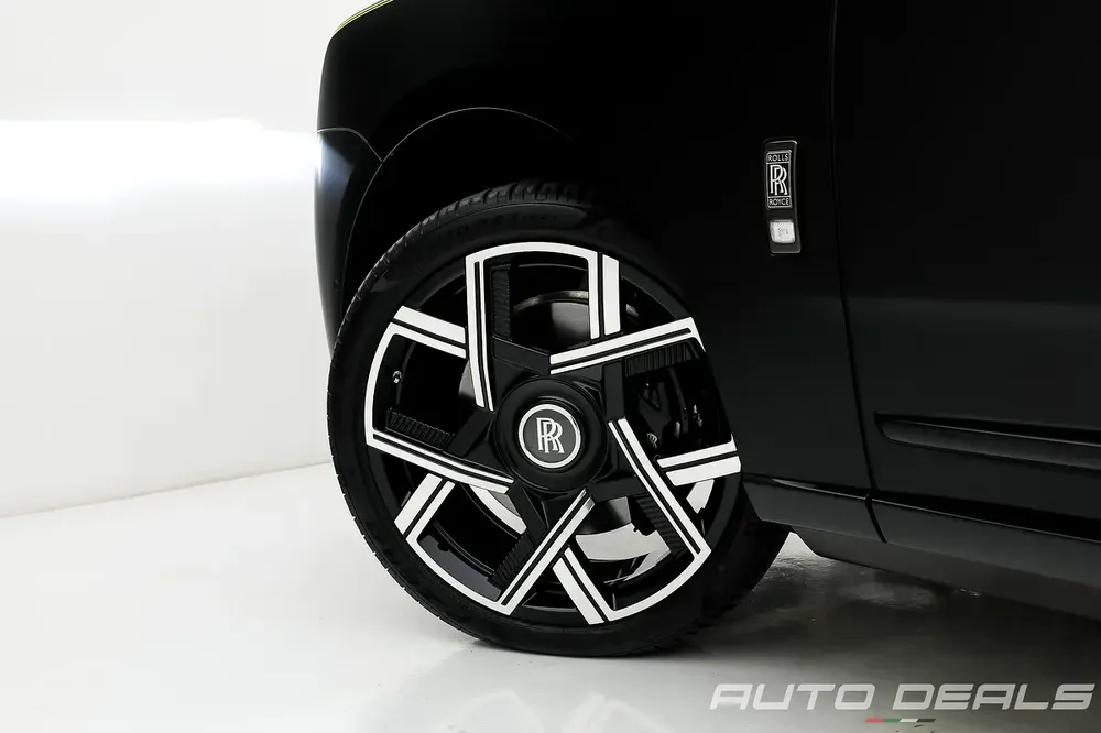 2025 Rolls-Royce Cullinan Black Badge | Brand New | VIP Exclusive Interior | Starlight | 6.75L V12 - Image 8