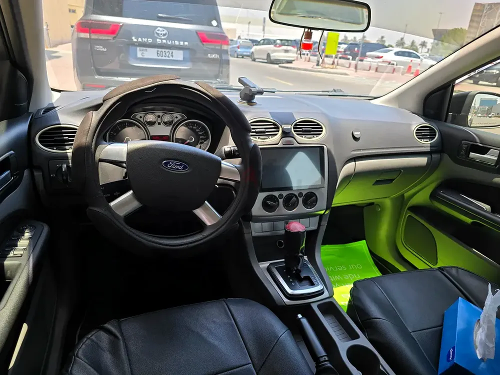 Rare Condition 1st Owner Ford Focus Sport 2011 GCC Specs - Image 6
