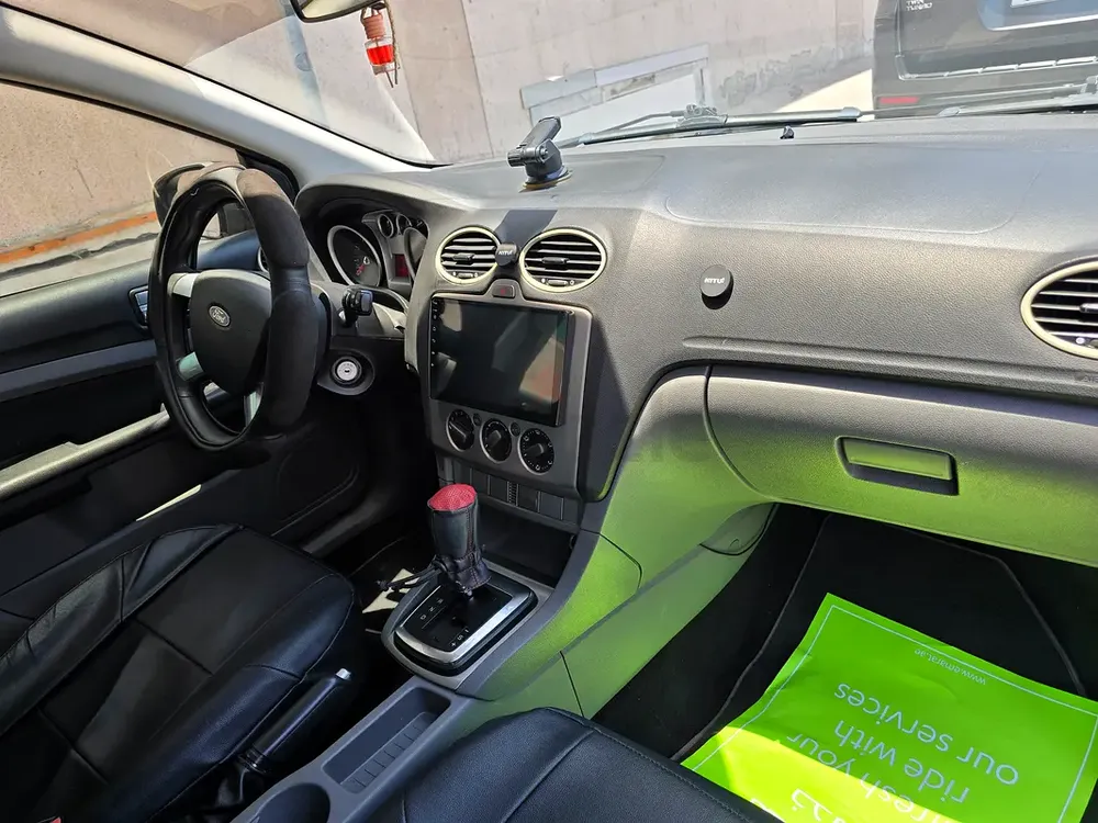 Rare Condition 1st Owner Ford Focus Sport 2011 GCC Specs - Image 9