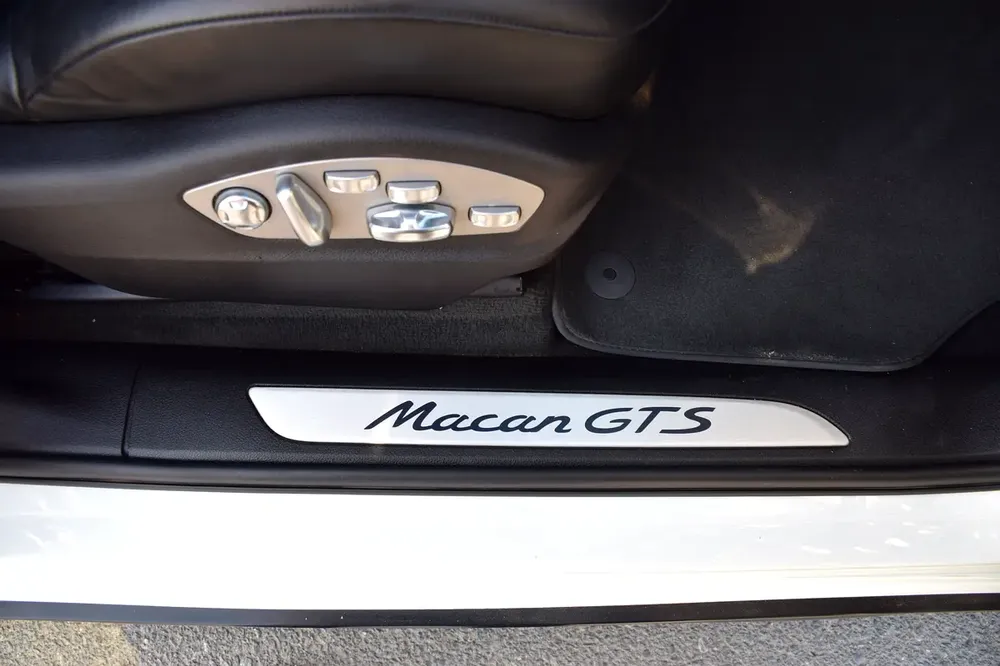 Porsche Macan GTS 2018 | American Specs | Performance SUV - Image 20