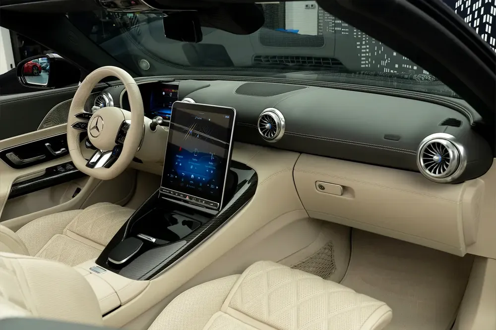 MERCEDES | SL55 AMG | GCC SPECS | DEALER WARRANTY + SERVICE CONTRACT - Image 10
