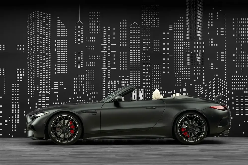 MERCEDES | SL55 AMG | GCC SPECS | DEALER WARRANTY + SERVICE CONTRACT - Image 9