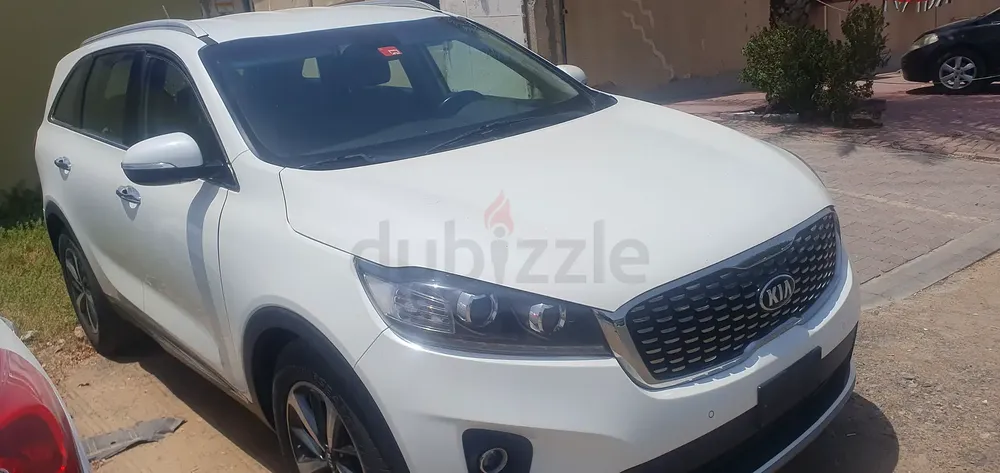 Kia sorento full automatic GCC spaeis 7 seter 2019 - Image 12