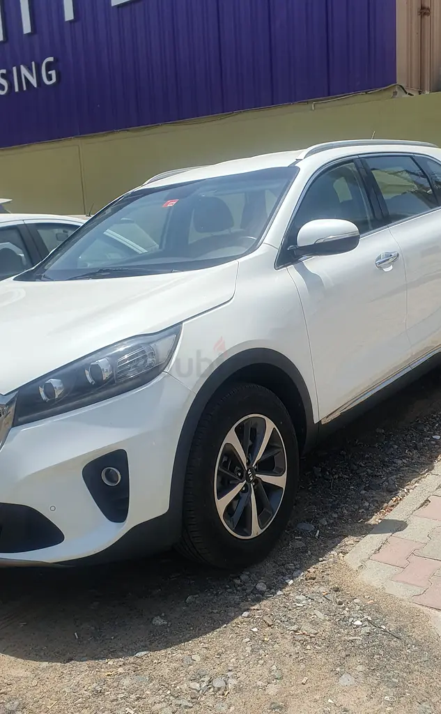 Kia sorento full automatic GCC spaeis 7 seter 2019 - Image 13