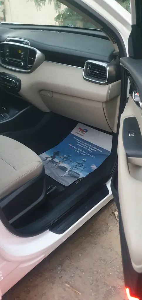 Kia sorento full automatic GCC spaeis 7 seter 2019 - Image 7