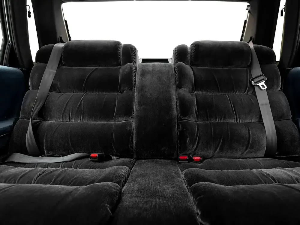 1989 | Mitsubishi | Debonair | Royal AMG( 1 of 313  made worldwide) - Image 16