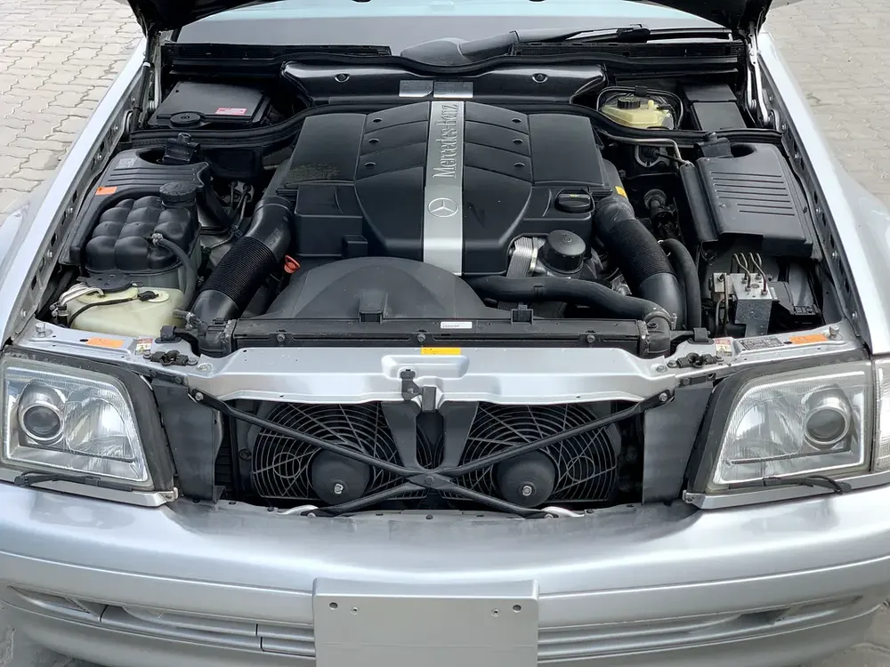 1999 SL320 Pristine Japanese | Finance Available - Image 11
