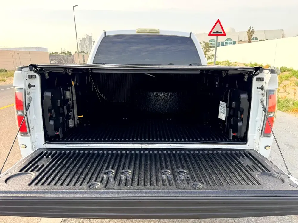 Ford F-Series Pickup Raptor 2012 - GCC Specs single owner - Excellent Condition - Image 9