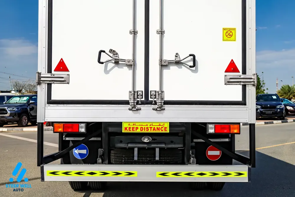 FUSO Canter Chiller Truck 2026 | 4.2L Diesel | Manual | 4x2 | Refrigerated Body | Best Price - Image 10