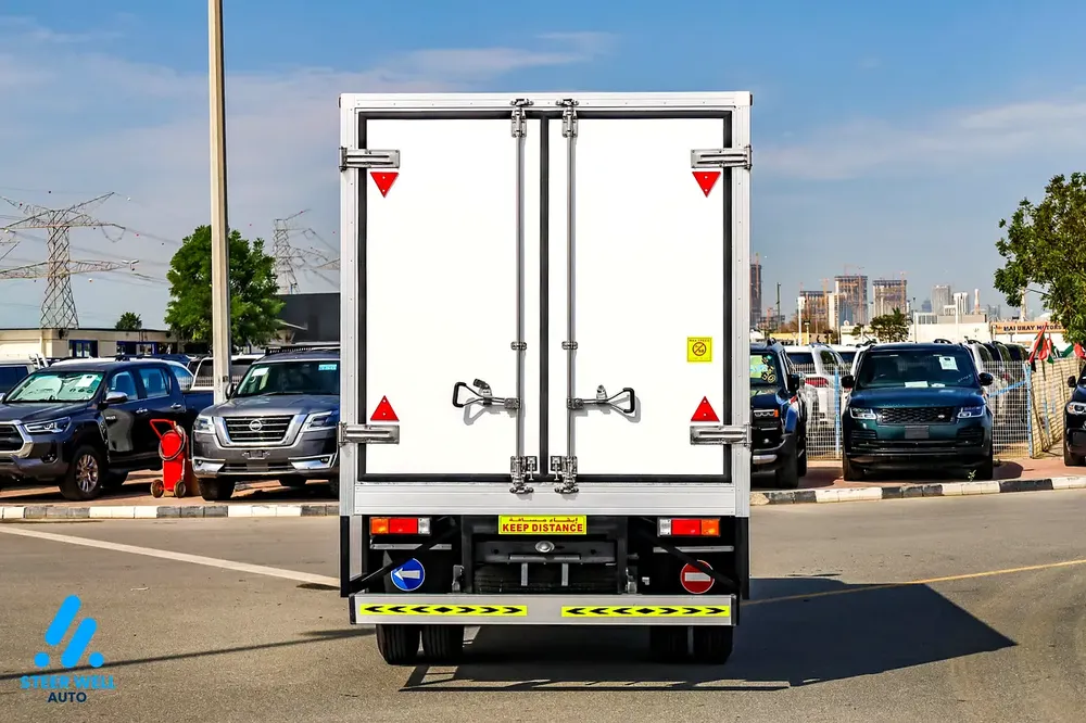 FUSO Canter Chiller Truck 2026 | 4.2L Diesel | Manual | 4x2 | Refrigerated Body | Best Price - Image 5