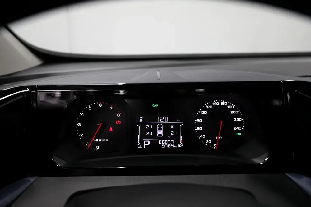 GCC | GS3 EMZOOM | Agency Warranty 5 Years or 150,000 KM | 2027 Brand New. - Image 12