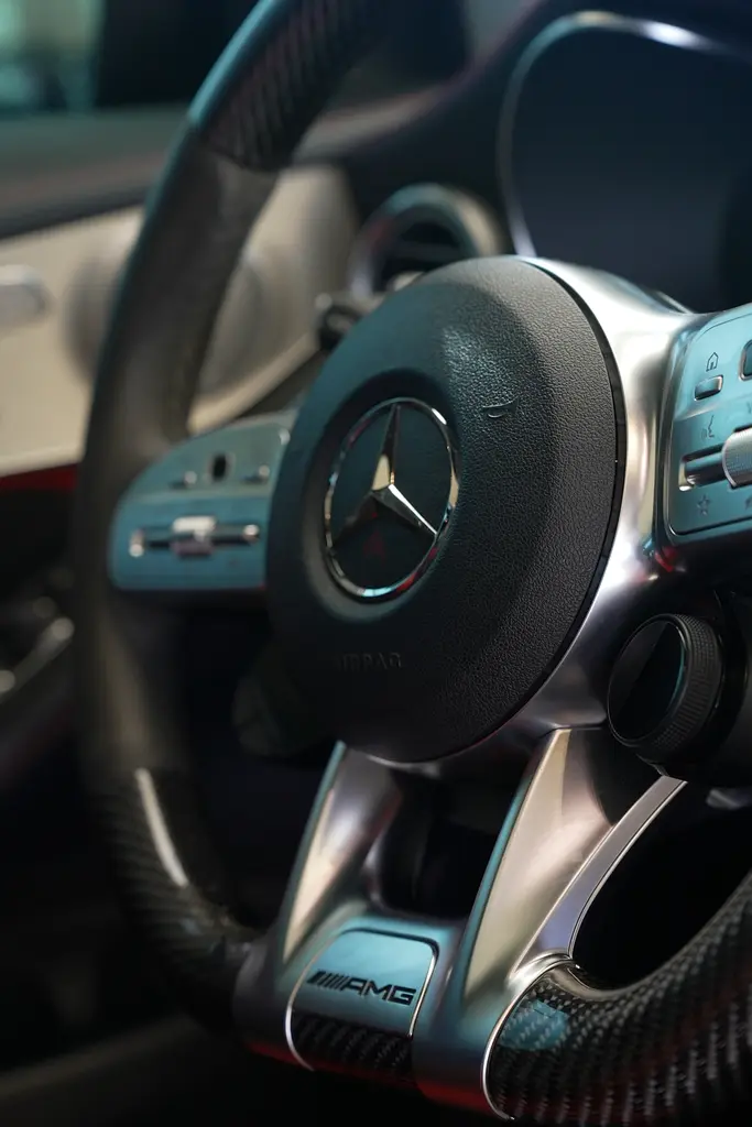 Mercedes Benz GLC 63 S AMG 4MATIC+ GCC Specs | Pristine Condition - Image 11