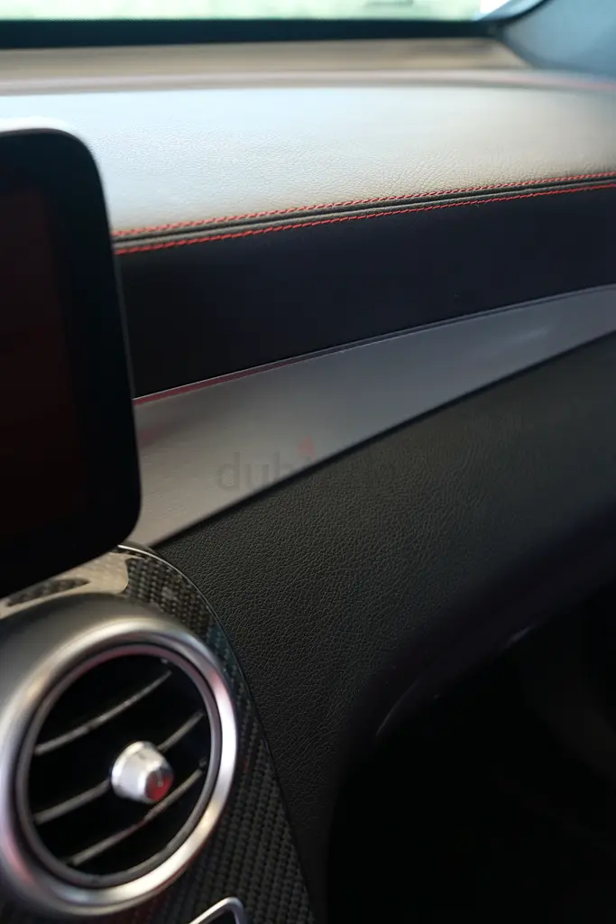 Mercedes Benz GLC 63 S AMG 4MATIC+ GCC Specs | Pristine Condition - Image 12