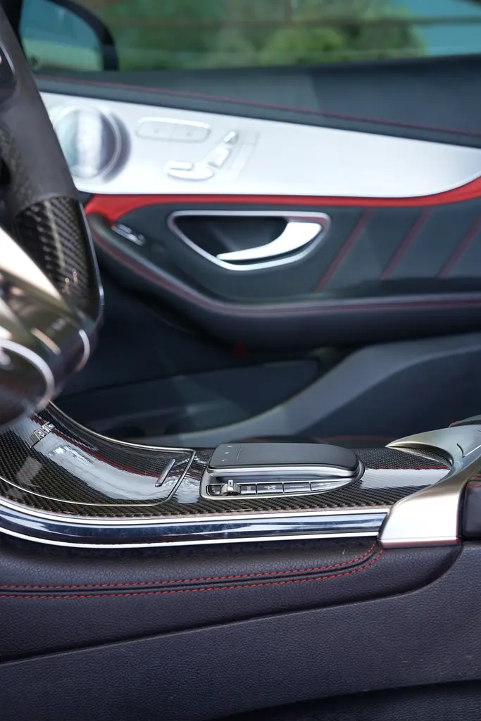 Mercedes Benz GLC 63 S AMG 4MATIC+ GCC Specs | Pristine Condition - Image 14