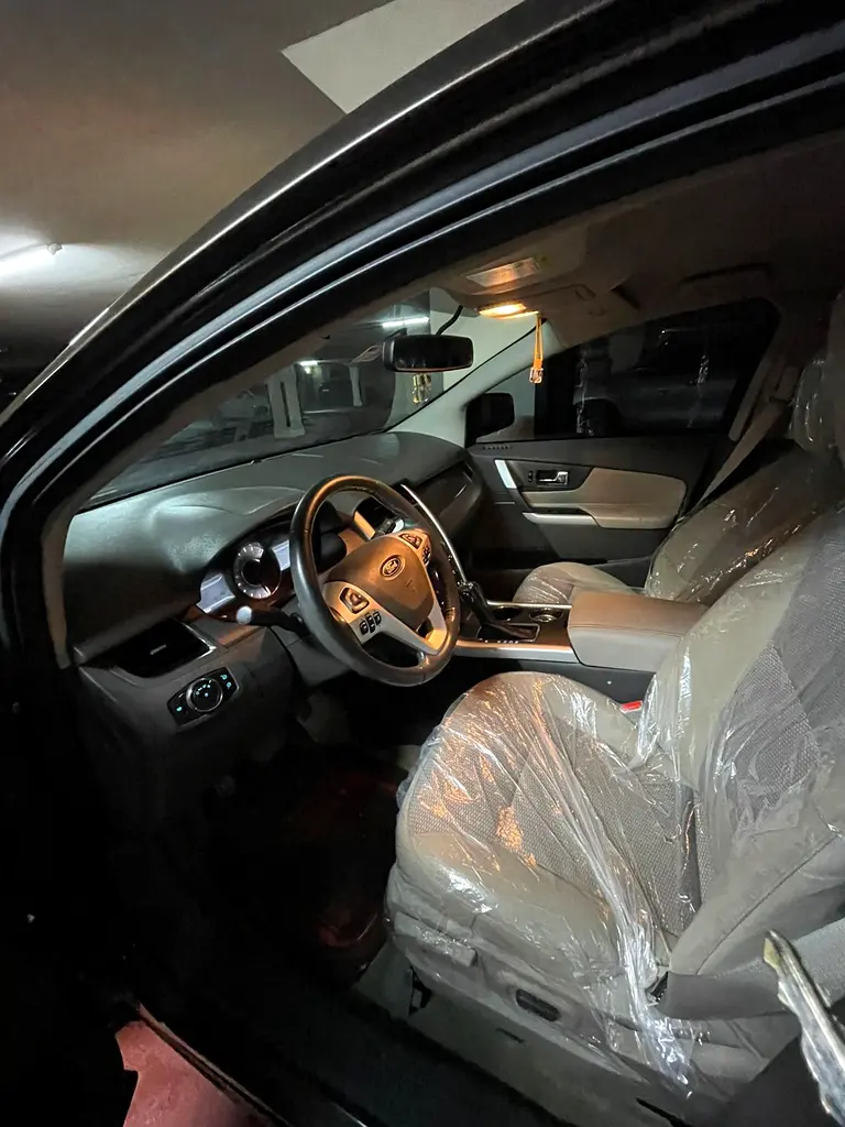 Ford Edge SEL 2011 -GCC Specs - Well Maintained - Image 10