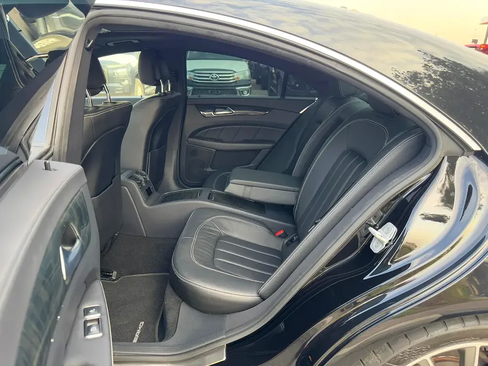 Mercedes Benz CLS400 2016 Fresh Imported From Japan - Image 11