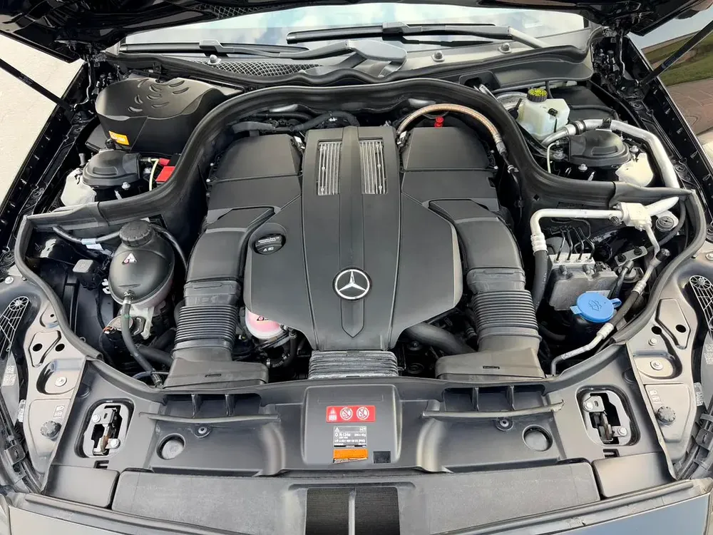 Mercedes Benz CLS400 2016 Fresh Imported From Japan - Image 17
