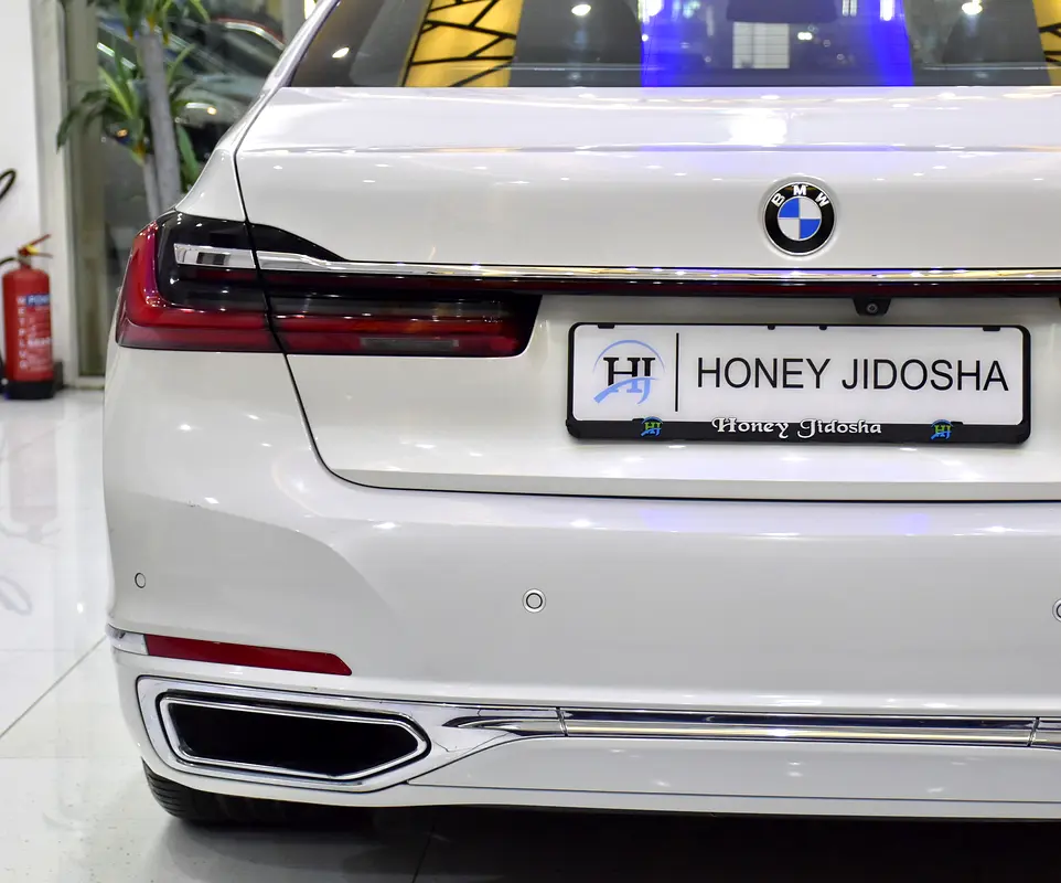 AED 3,113 EMi at 0% DP | BMW 730Li ( 2022 Model ) in White Color GCC Specs - Image 8