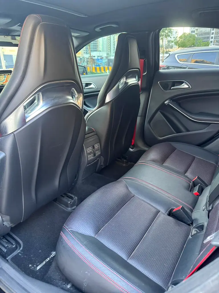 2015 Mercedes-Benz A45 AMG 4MATIC GCC - Image 12