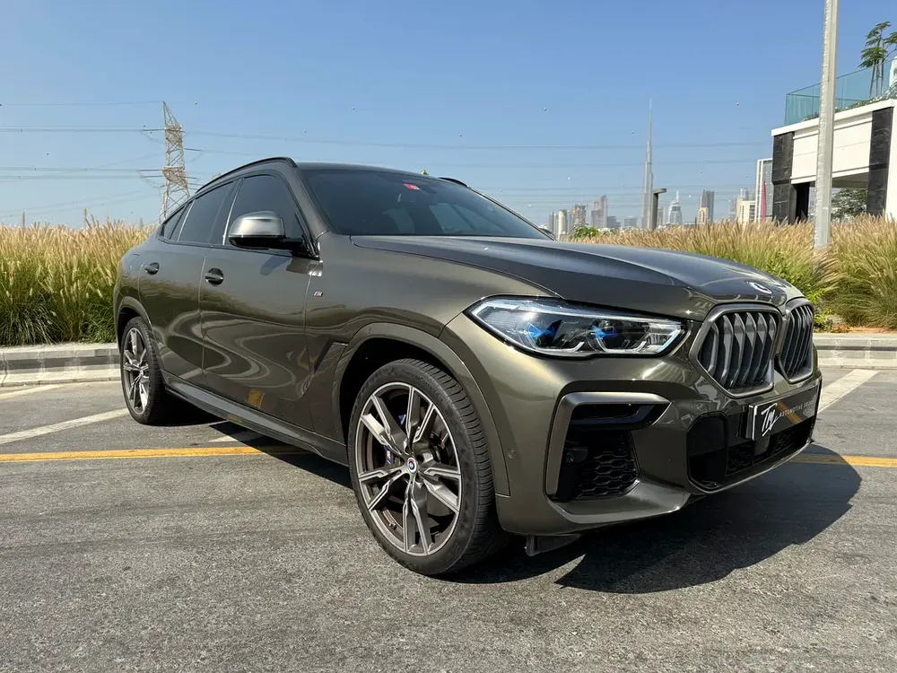 BMW X6 M50i*GCC*DEALERSHIP WARRANTY*SERVICE HISTORY*CLEAN CAR* - Image 4
