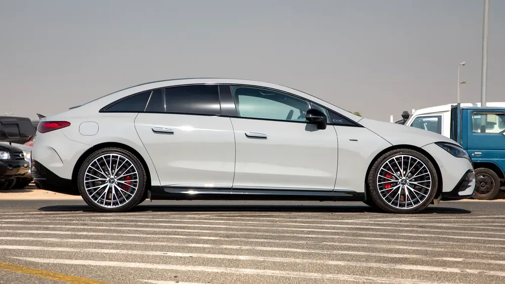 Mercedes-Benz EQE 43 AMG Electric Motors AWD | Night Package | 2023 - Image 7