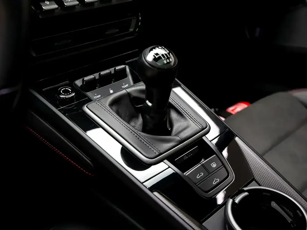 2022 | Porsche | 911 | Carrera GTS | GCC Spec | With Warranty - Image 12